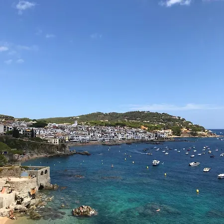 The Golden Oak In Calella Centre - 100m From Palafrugell