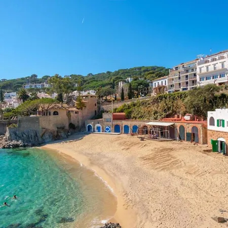 The Golden Oak In Calella Centre - 100m From Apartmán Palafrugell