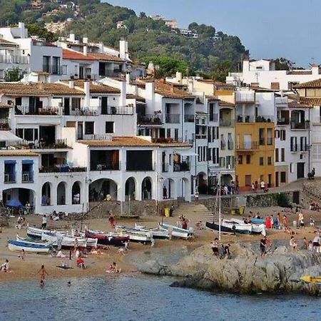 The Golden Oak In Calella Centre - 100m From *
